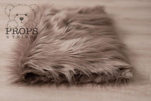 Load image into Gallery viewer, Mink Faux Furs