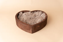 Load image into Gallery viewer, Wooden Heart Bowl